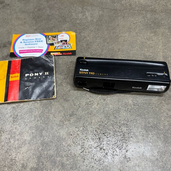 Kodak Vintage Film Camera Lot Advantix F620 T30 1600 Star 110 + Bag & Charger - Picture 6 of 15